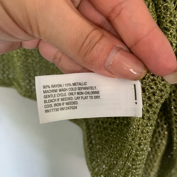 Green metallic crochet tie front cardigan - Picture 6 of 8